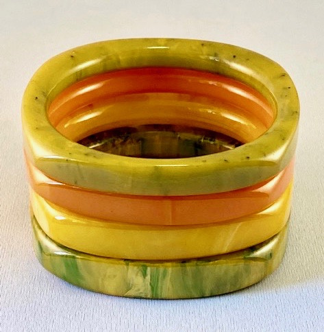 BB86 rounded square Bakelite Bangles